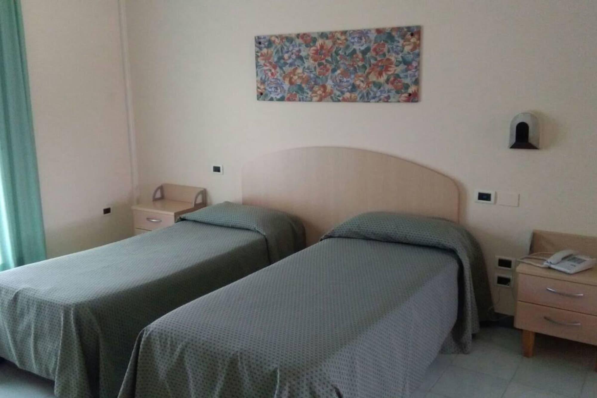 Hotel Minerva Brindisi Extérieur photo