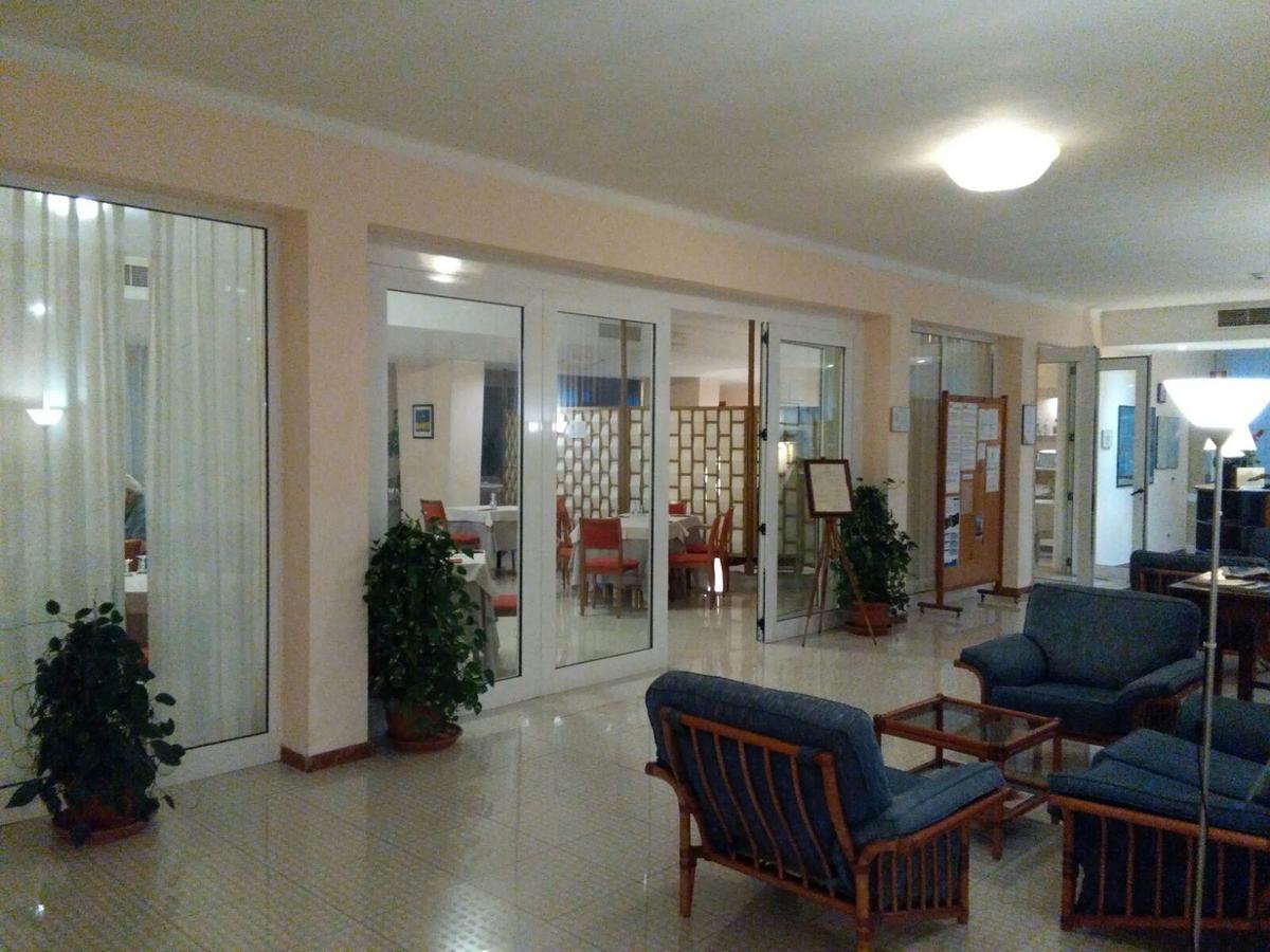 Hotel Minerva Brindisi Extérieur photo