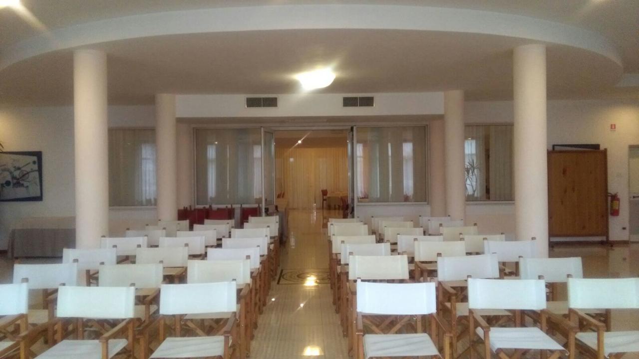 Hotel Minerva Brindisi Extérieur photo
